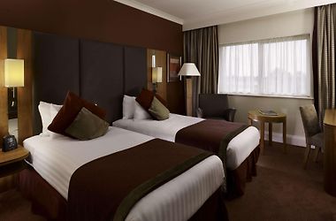 Doubletree By Hilton Sheffield Park Hotel Room photo