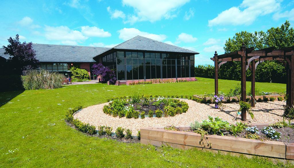 Doubletree By Hilton Sheffield Park Hotel Exterior photo